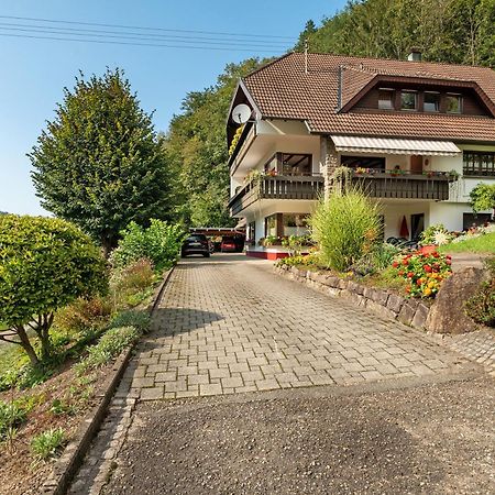 Ottenhofen im SchwarzwaldHaus Schindlerアパートメント エクステリア 写真